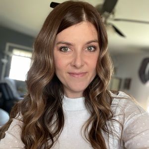 Meet your Posher, Nina